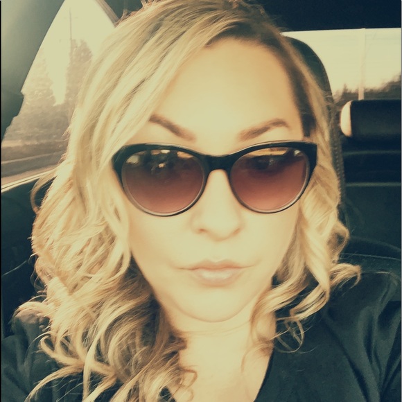 Meet your Posher, Cecilia - Picture 4 of 9